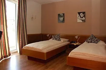 Fair Diana בית הארחה פרנקפורט