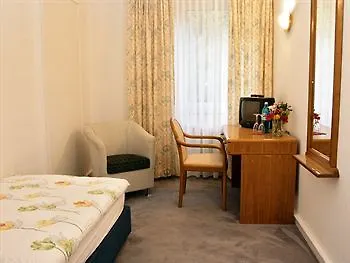 戴安娜菲儿别墅酒店 3*